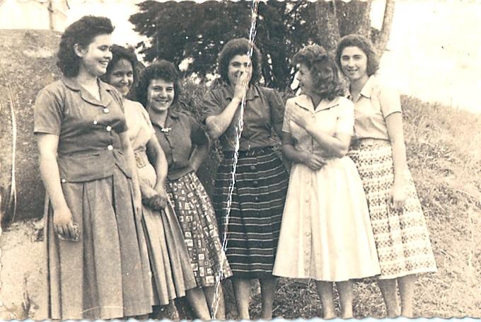 Luiza Tomazoni, Lourdes Darós, Aparecida Smaniotto (Cida), Marta Darós, Edite Marchiori, Neide Dalsenter – Morro da Cruz - 1960
